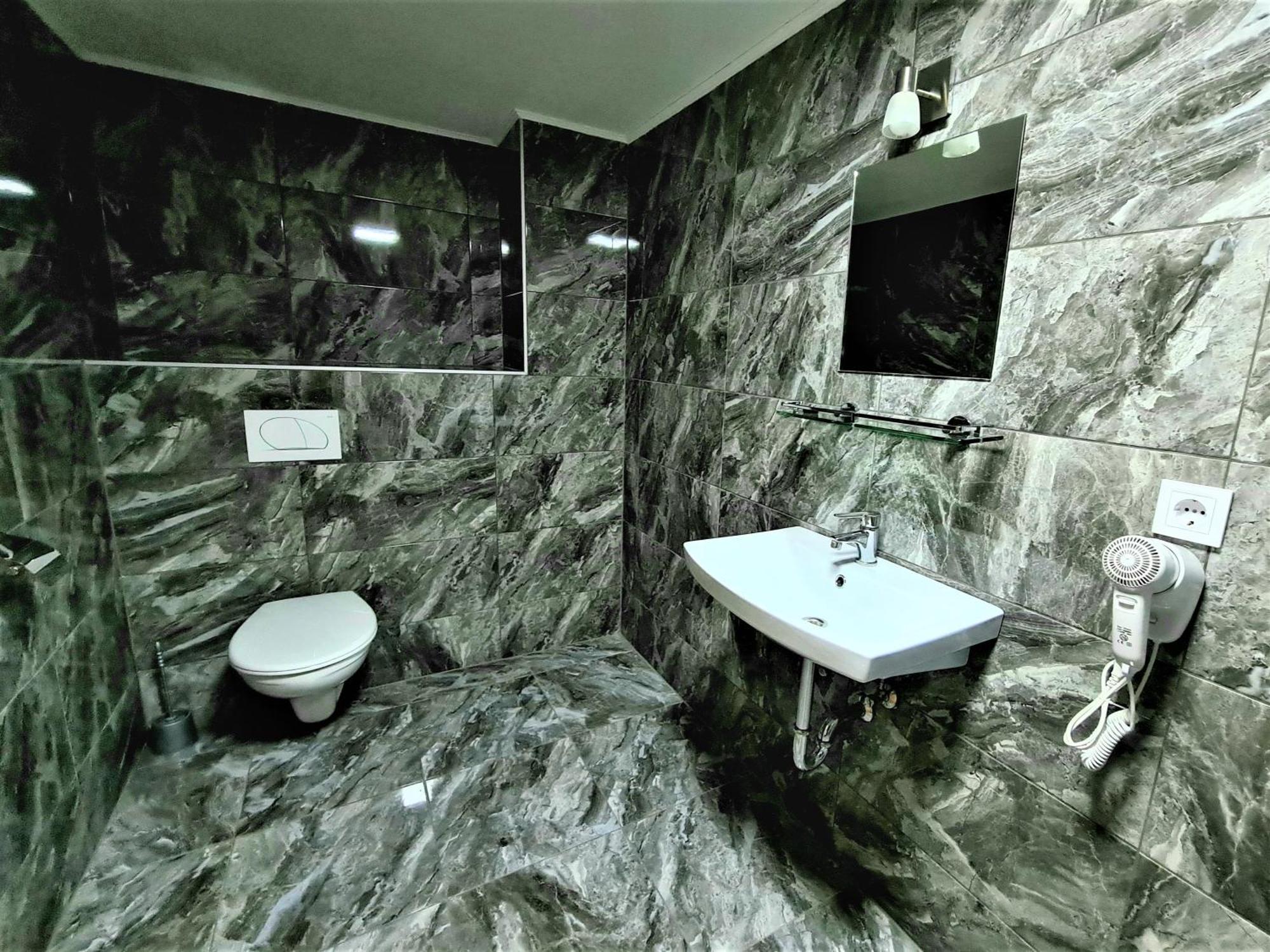 Anita Apartman Sopron Exterior photo